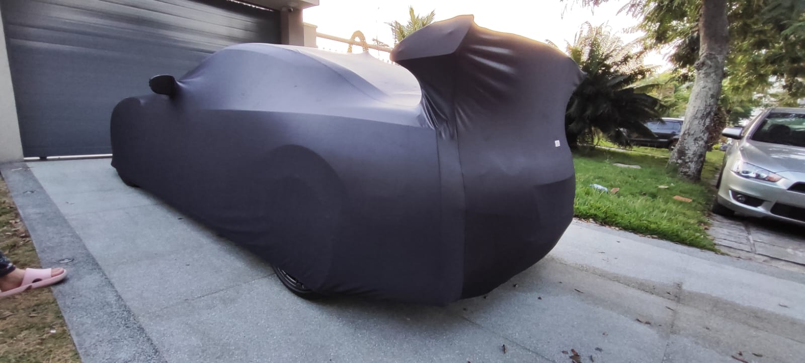 Nissan GTR with custom logo cover
