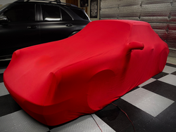 PORSCHE Tailor-made indoor covers with premium embroidered logo