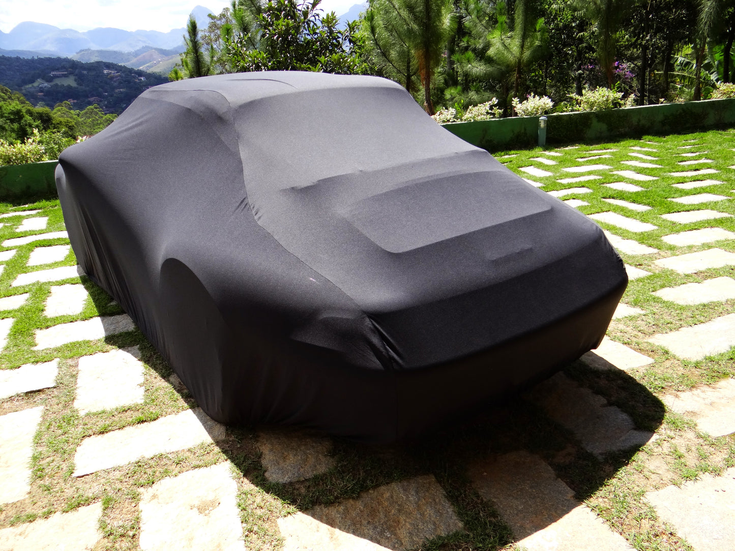Porsche custom cover with logo