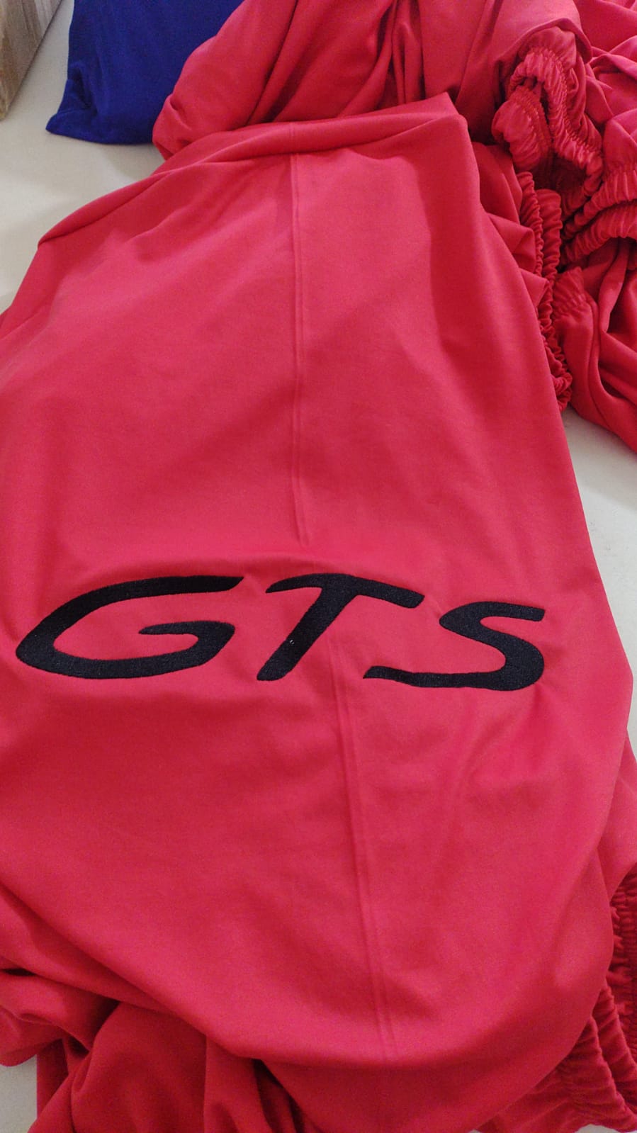 Porsche custom cover with logo